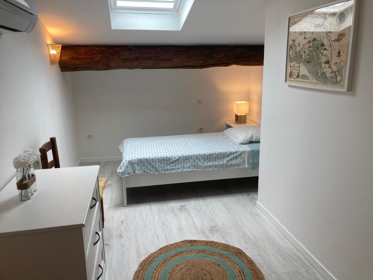 Appartement Neuf Coeur Du Village Сент-Мари-де-ла-Мер Экстерьер фото
