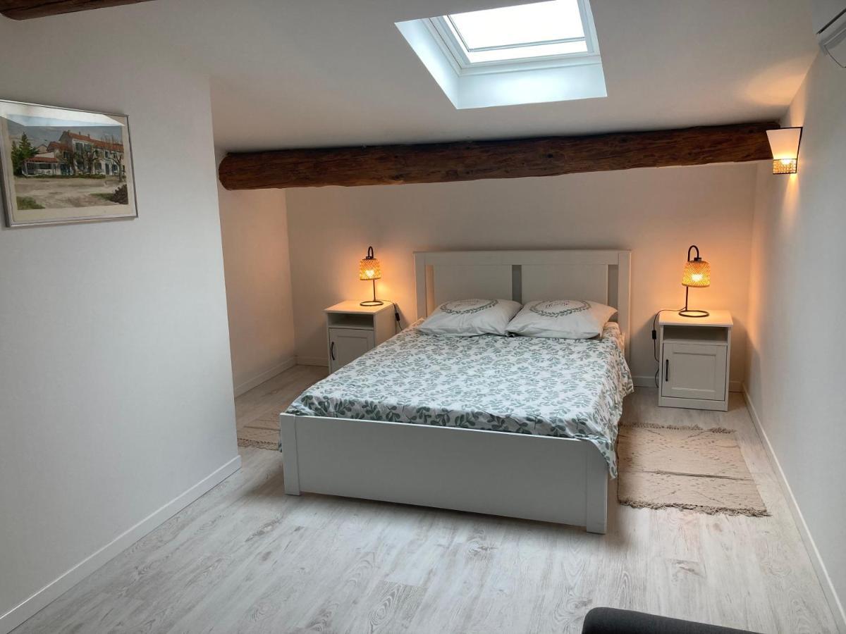 Appartement Neuf Coeur Du Village Сент-Мари-де-ла-Мер Экстерьер фото